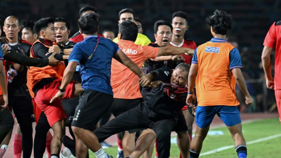 Thai football chiefs apologise after red cards mar final