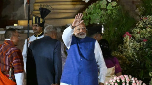 Pr&ecirc;mie indiano Modi forma governo de coaliz&atilde;o dominado por seu partido