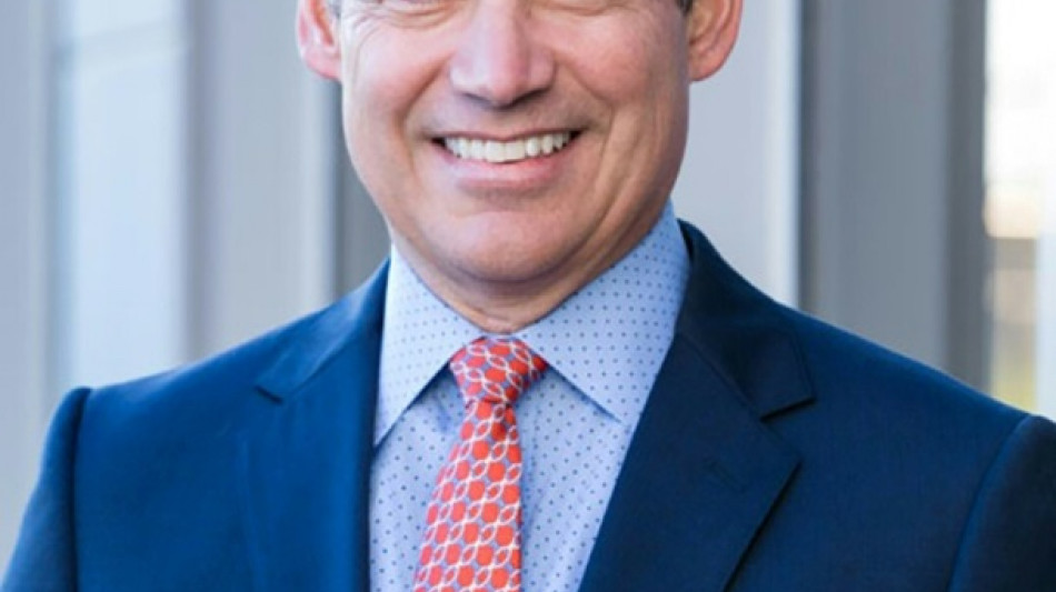 Boeing nomeia novo CEO e relata preju&iacute;zo significativo