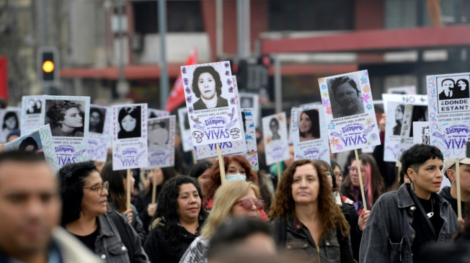 Tausende Menschen erinnern an Opfer der Milit&auml;rherrschaft in Chile