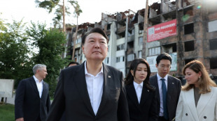 S&uuml;dkoreanischer Pr&auml;sident Yoon trifft zu &Uuml;berraschungsbesuch in Ukraine ein