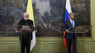Mons. Gallagher, per risolvere guerra in Ucraina non isolare Mosca