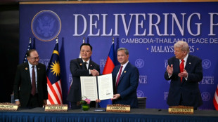 Trump co-signs Thailand-Cambodia ceasefire agreement