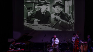 Omaggio alle colonne sonore dei film di Tot&ograve; dal sassofonista Daniele Sepe