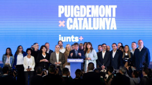 Ap&oacute;s triunfo dos socialistas, Puigdemont avalia op&ccedil;&otilde;es para governar na Catalunha