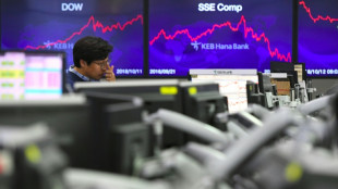 Stocks retreat as tech bubble fears grow