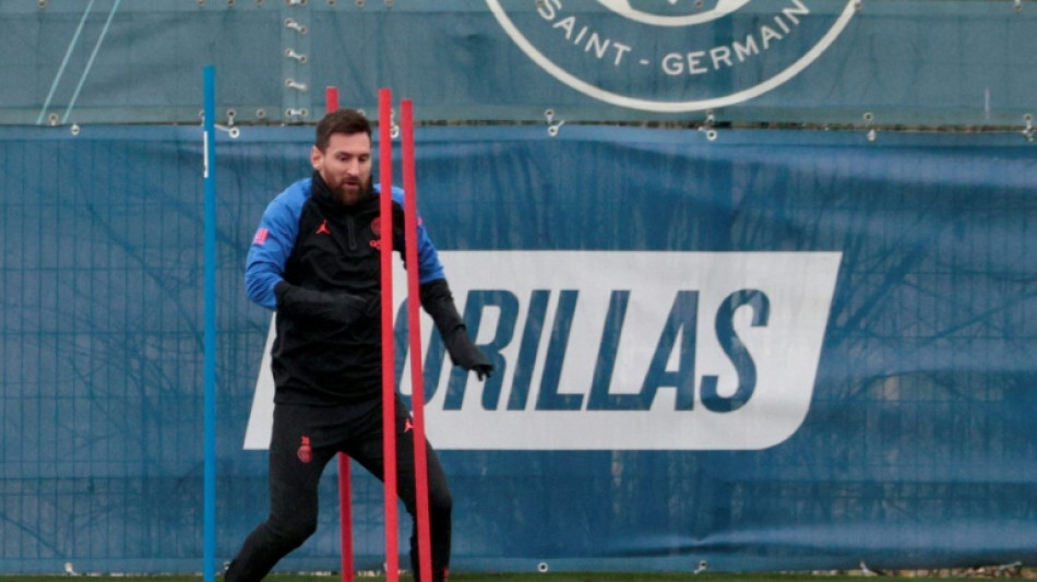 Messi set for first PSG appearance since World Cup as contract talks go on