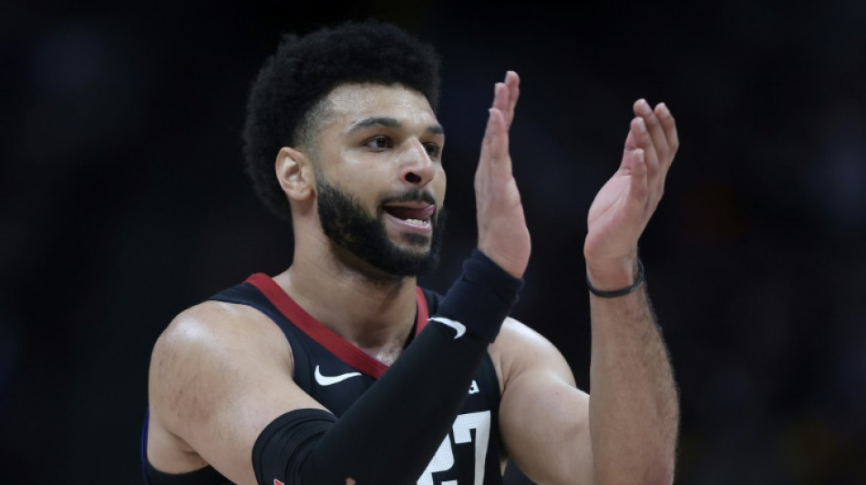 NBA fines Denver's Murray $100,000 for heating pad toss