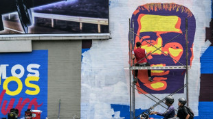 Maduro 'toma' a Venezuela no in&iacute;cio de uma campanha presidencial incerta