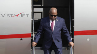 Comore: presidente Assoumani accoltellato, '&egrave; fuori pericolo'