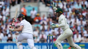 Crawley leads England charge in fifth Ashes Test