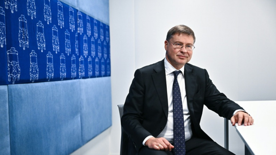 El comisario de Econom&iacute;a de la UE duda que el gas&oacute;leo ruso influya en los precios