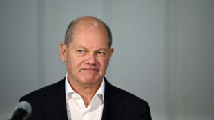 Scholz nimmt Termine in n&auml;chsten Wochen mit Augenklappe wahr