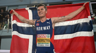 Ingebrigtsen dominates 1500m at European Indoors