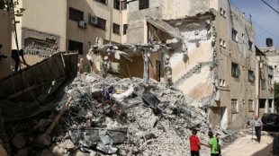 Palestinos avaliam danos e choram os mortos em opera&ccedil;&atilde;o israelense na Cisjord&acirc;nia