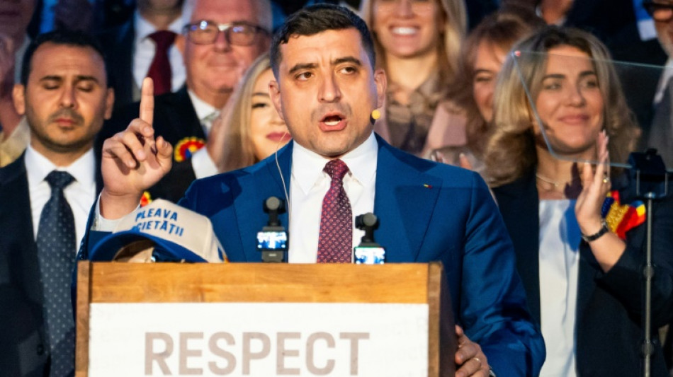 L'extrême droite roumaine demande l'annulation de la présidentielle pour "ingérences"