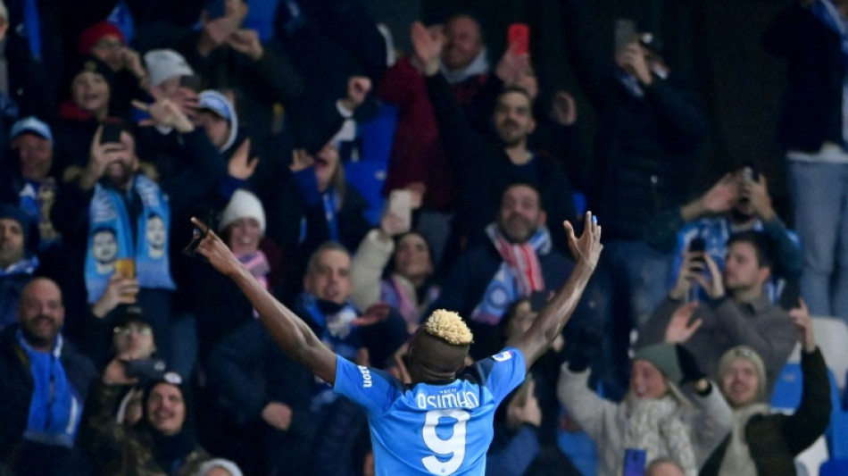 Rampant Napoli crush Juventus to move 10 points clear