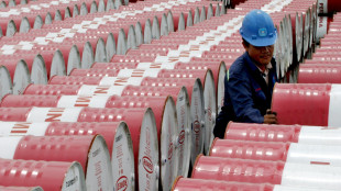 Il petrolio è in rialzo a New York a 61,97 dollari