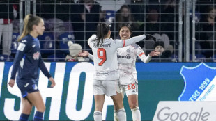 Ohne Sch&uuml;ller und Popp: Bayern und Wolfsburg siegen