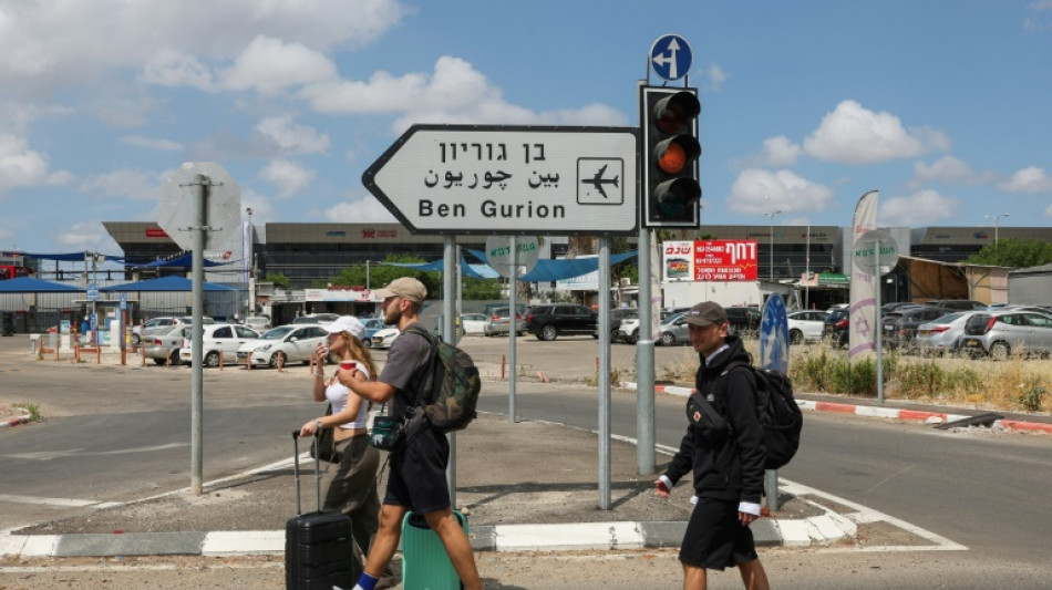 Chute d'un missile près de l'aréoport de Tel-Aviv après un tir du Yémen
