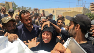 Dezenas de mortos em ataque israelense em Gaza que tinha como alvo l&iacute;der militar do Hamas