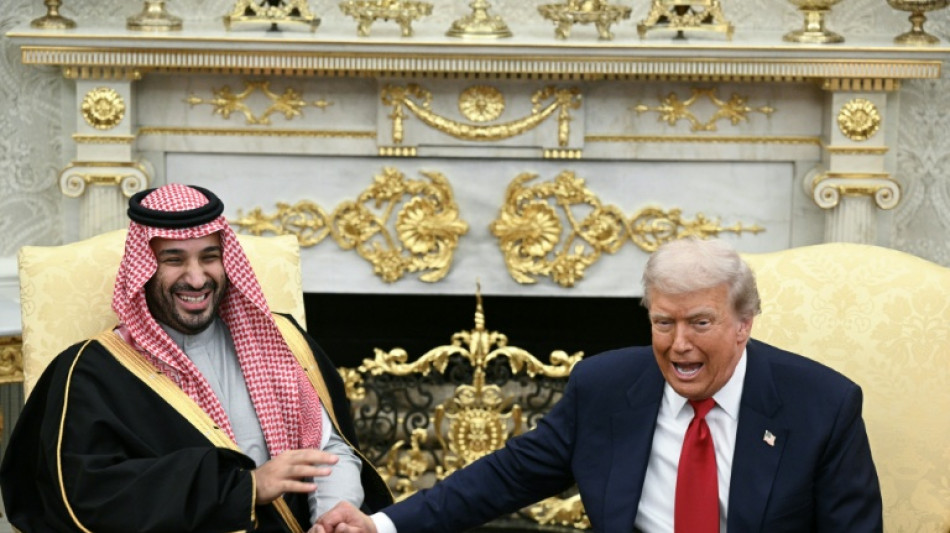 Trump d&eacute;fend le prince h&eacute;ritier saoudien sur l'assassinat de Khashoggi