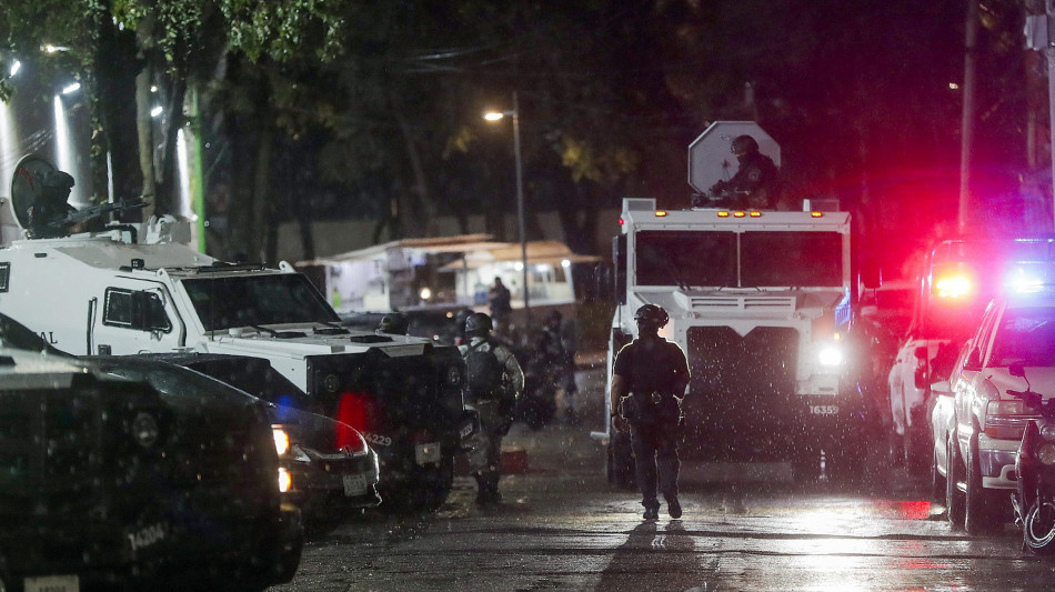 Guerra tra narcos in Messico, trovati 20 corpi a Culiacán