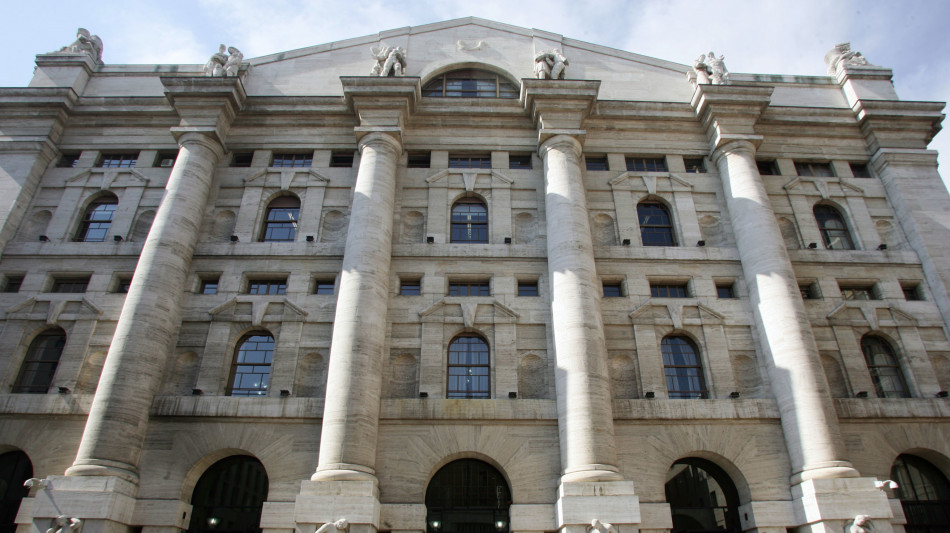 Borsa: Milano incerta con l'Europa, pesano dazi Cina e Ucraina