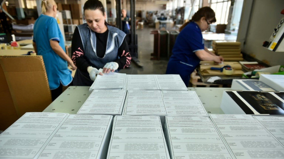 Voto antecipado das presidenciais russas come&ccedil;a em &aacute;reas ocupadas da Ucr&acirc;nia