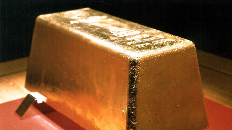Prezzo oro in lieve calo, Spot a 3.375,43 dollari