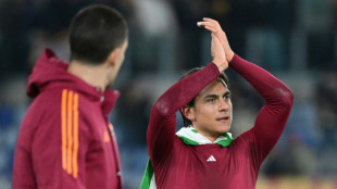 Dybala boosts Roma's Champions League hopes, Fiorentina honour Commisso