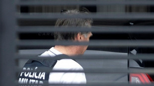 Br&eacute;sil: sorti de l'h&ocirc;pital, Bolsonaro de retour chez lui pour purger sa peine