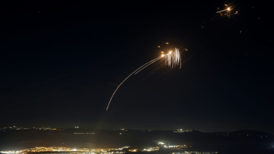 Hisbollah feuert nach eigenen Angaben Dutzende Raketen auf "neues Ziel" in Israel ab