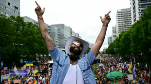 "Nie wieder still": Zehntausende bei CSD-Demonstration in Berlin