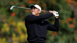 Woods set to play weekend despite 74 at Riviera