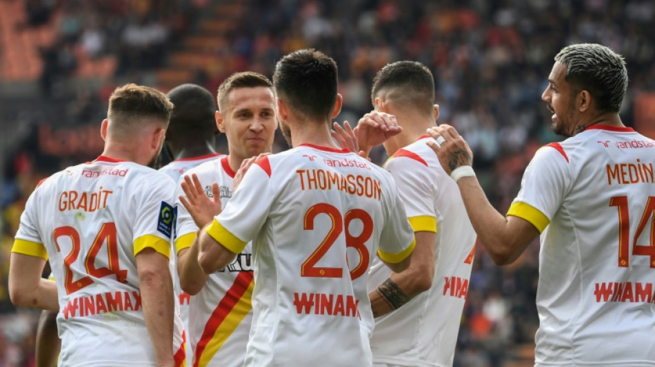 Lens win forces PSG to wait for Ligue 1 title