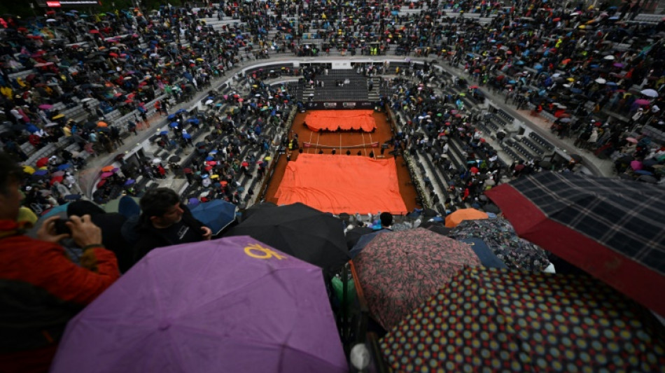 Bad weather delays start of men's tennis final in Rome