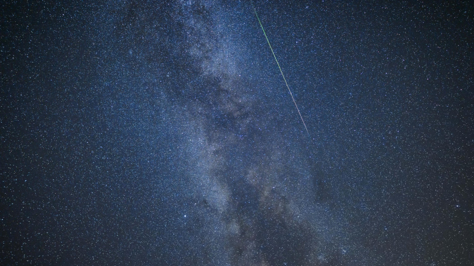 Il Pianeta Rosa &egrave; avvolto da nubi di sale, lo ha scoperto il telescopio Webb