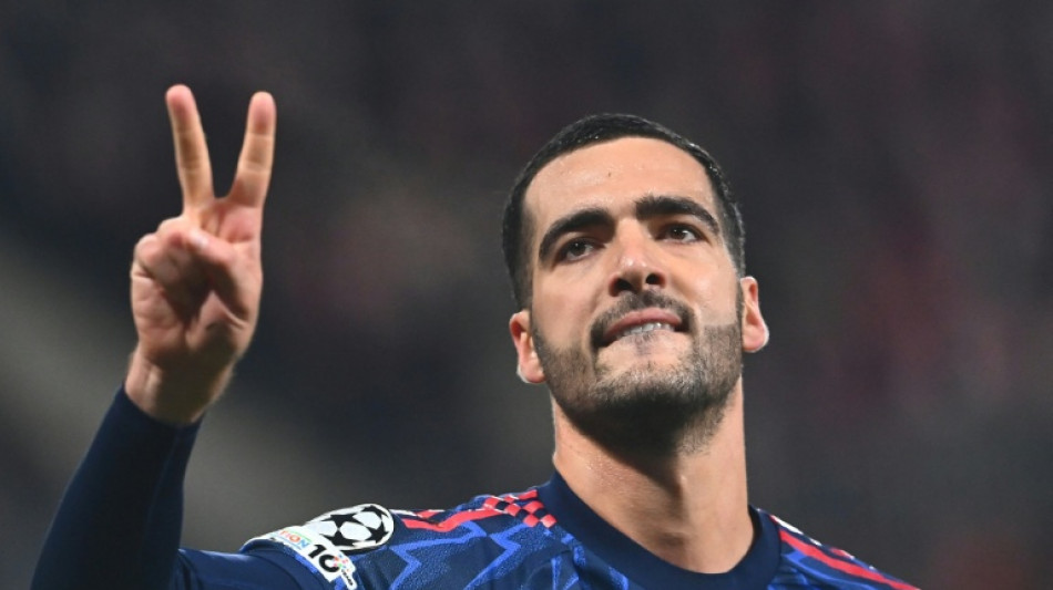 Arsenal vence Slavia Praga (3-0) e se mantém 100% na Champions