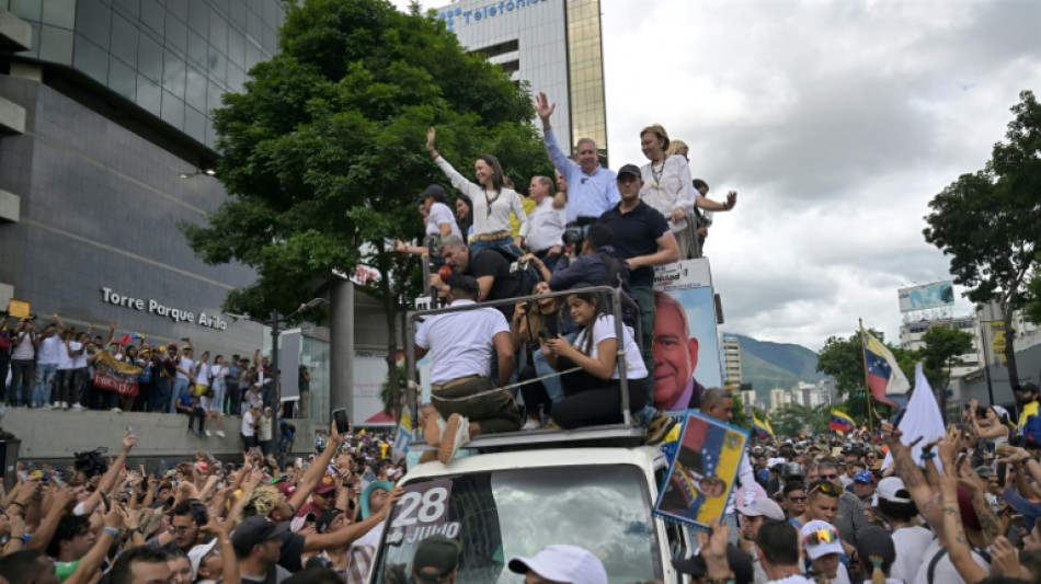 'N&atilde;o temos medo!': opositores prometem defender seus votos na Venezuela