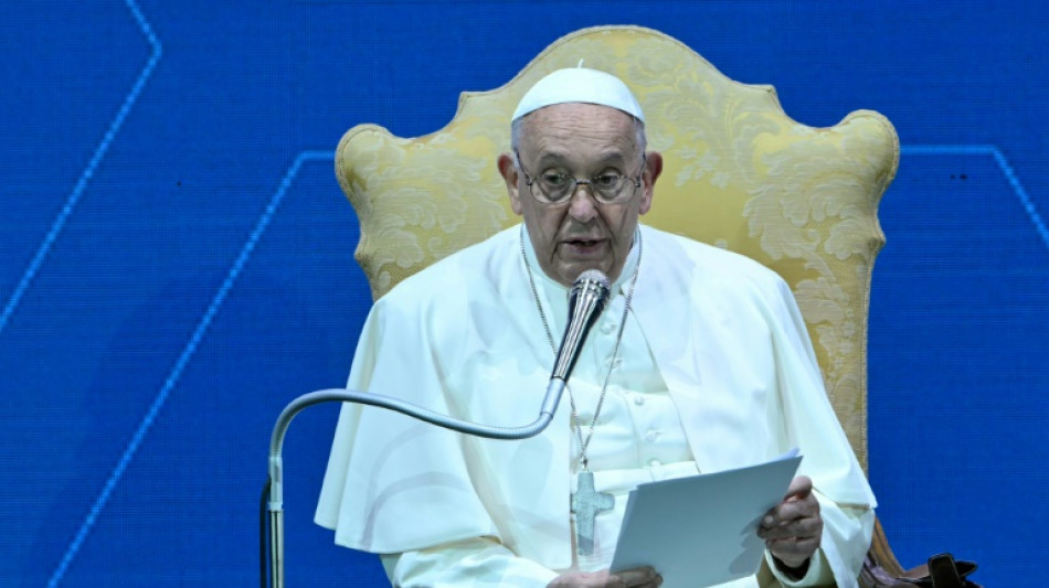Papa Francisco chama atitudes anti-imigra&ccedil;&atilde;o na fronteira dos EUA de 'loucura'
