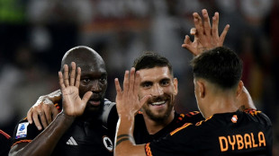 Lukaku lifts Roma as Juventus held by Atalanta