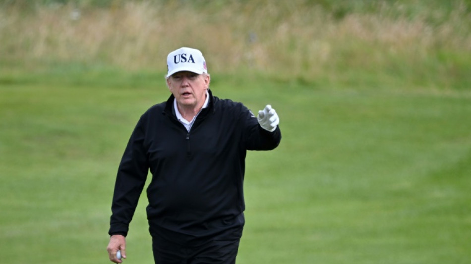 Trump annonce de nouveaux droits de douane à l'approche de la date limite des négociations