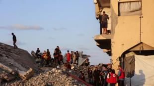 La Defensa Civil de Gaza reporta nueve muertos por tiros israelíes contra un bus