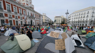 Madrid housing protesters vow to maintain pressure on government 