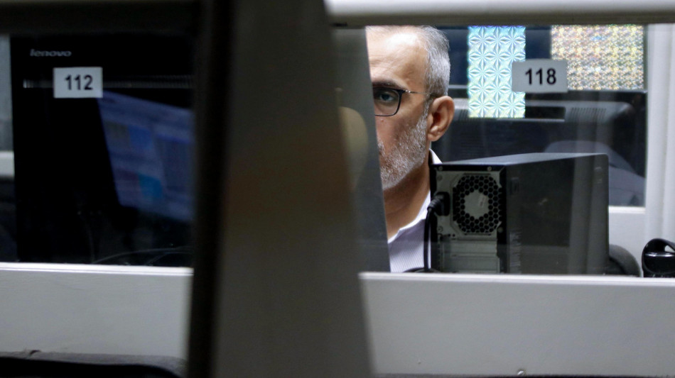Borsa: Milano chiude in calo, Ftse Mib -0,18%
