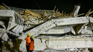 El derrumbe de una escuela islámica en Indonesia deja tres muertos y decenas de desaparecidos