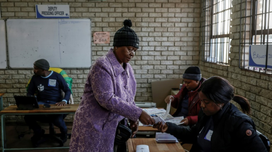 &Aacute;frica do Sul celebra elei&ccedil;&otilde;es legislativas mais disputadas em tr&ecirc;s d&eacute;cadas