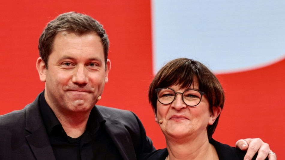 SPD-F&uuml;hrungstrio will auf Parteitag erneut kandidieren