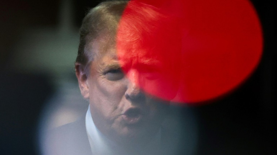 Ap&oacute;s breve ruptura, Trump se reconcilia com doadores bilion&aacute;rios
